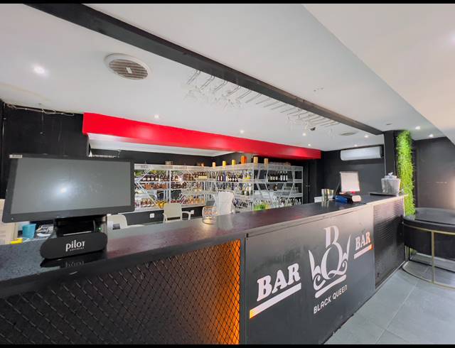 211M² BAR/PUB FOR SALE IN KANYAMAZANE